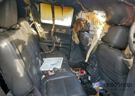 2011 Ford Explorer Xlt z USA, uszkodzony, nr VIN 1FMHK8D85BGA55268